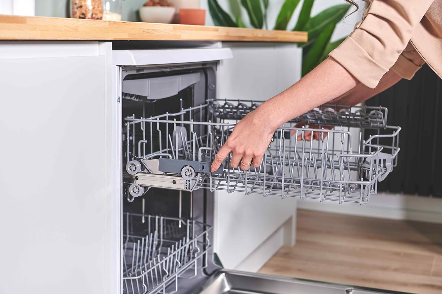 Lavavajillas Bosch blanco 60cm 14 cubiertos SMS2HVW67G OUTLET